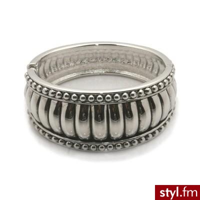 Miranda's Boho Style Antiqued Silver Beaded Bangle - Polyvore. Pobrano ze strony: http://www.polyvore.com/cgi/thing?id=18042349 - Pozostałe Dodatki Moda