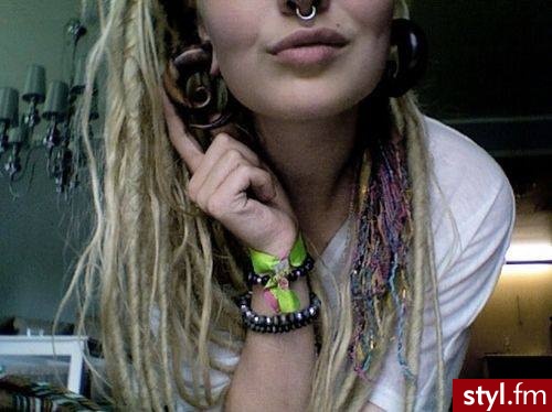 Blond Dredy Alternatywne Długie Fryzury