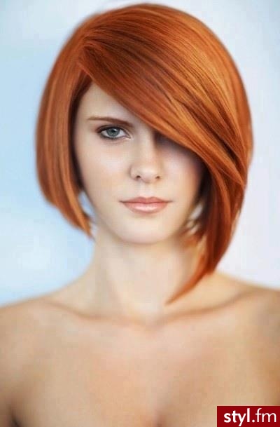 Średnie Fryzury