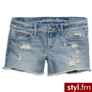 AE Ripped Midi Cutoff Short - American Eagle Outfitters - Polyvore. Pobrano ze strony: http://www.polyvore.com/ae_ripped_midi_cutoff_short/thing?id=26886476 - Pozostałe Ciuchy Moda