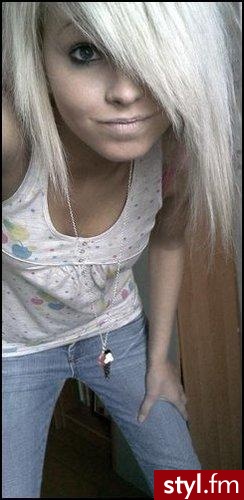 Średnie Fryzury