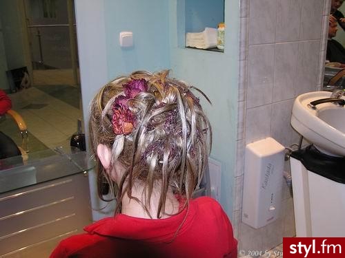 Wieczorowe Średnie Fryzury