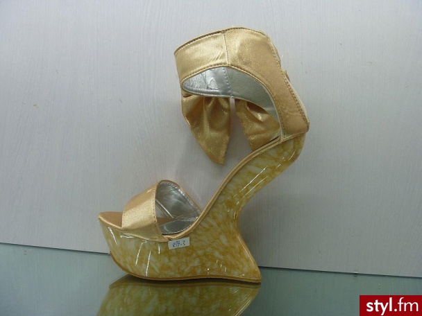 Pozostałe Buty Moda