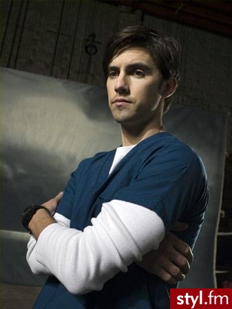 Milo Ventimiglia - Średnie Męskie Fryzury