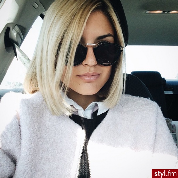 Blond Rozpuszczone Proste Na co dzień Średnie Fryzury