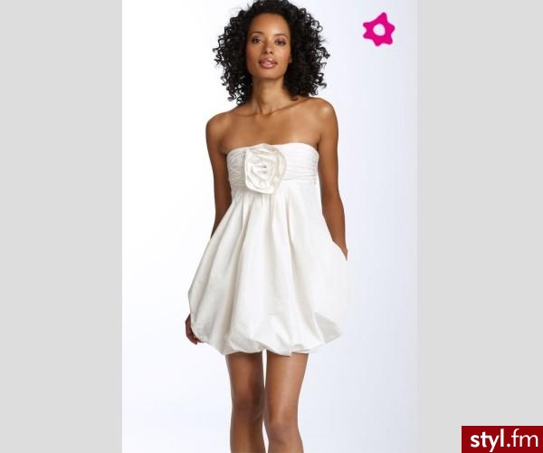 Sukienki Moda