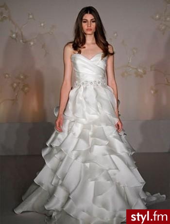 http://www.kleinfeldbridal.com/ - Suknie ślubne Ślub Moda