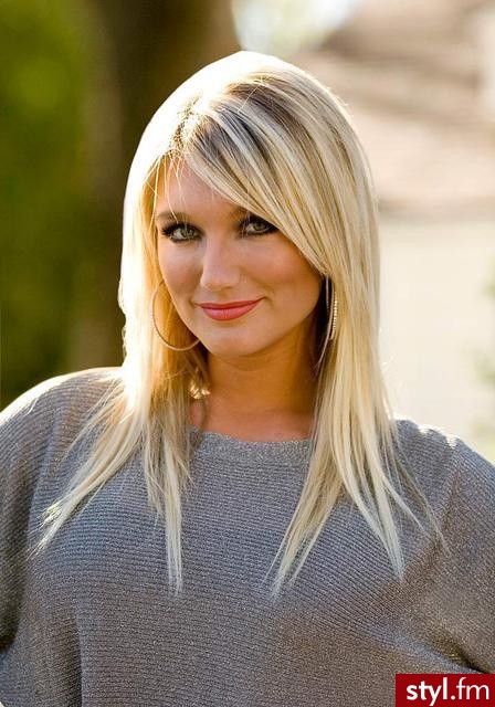 brooke hogan - Średnie Fryzury