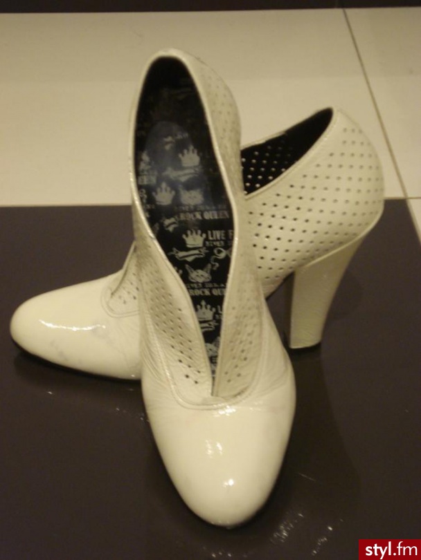 Pozostałe Buty Moda
