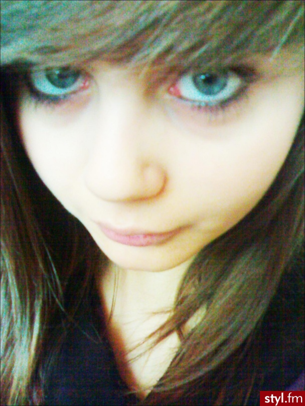 yyy;p. no moja grzywka :P - Średnie Fryzury