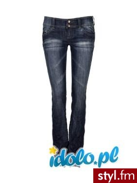 jeans. Pobrano ze strony: http://idolo.pl/moda/damska,kolekcja,cubus,na,jesien,i,zime,2009,2010,g,1393,18.html - Pozostałe Ciuchy Moda