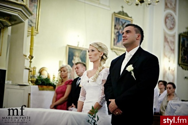 Ślubne Długie Fryzury
