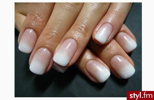 Airbrush Naturalne Paznokcie