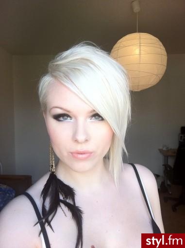 Blond Rozpuszczone Proste Na co dzień Krótkie Fryzury