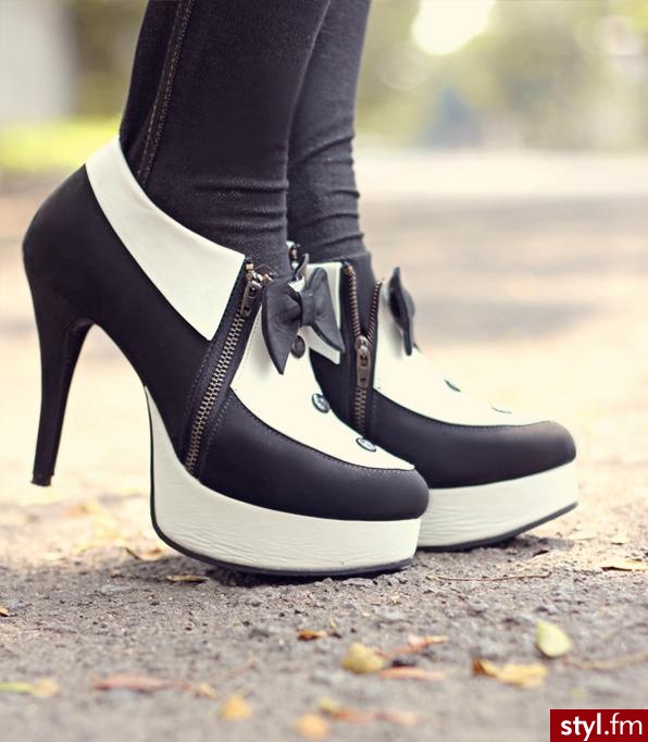 Pozostałe Buty Moda