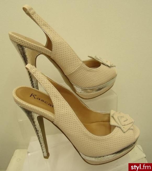 Szpilki Buty Moda