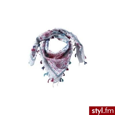 Carré imprimé et pompons - Imprimé Blanc - Promod - Polyvore. Pobrano ze strony: http://www.polyvore.com/carr%C3%A9_imprim%C3%A9_et_pompons_imprim%C3%A9/thing?id=22211005 - Pozostałe Dodatki Moda