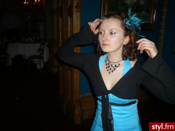 Średnie Fryzury