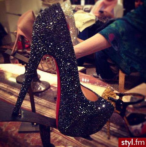 Szpilki Buty Moda