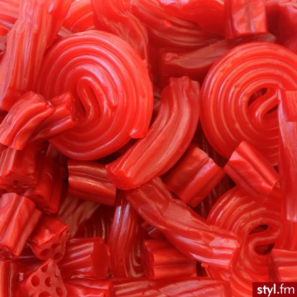 Żelki. Żelki z lukrecją:) W Polsce widziałam tylko w mieszankach z Haribo:/ A wy widziałyście całe opakowanie? - Misz-masz