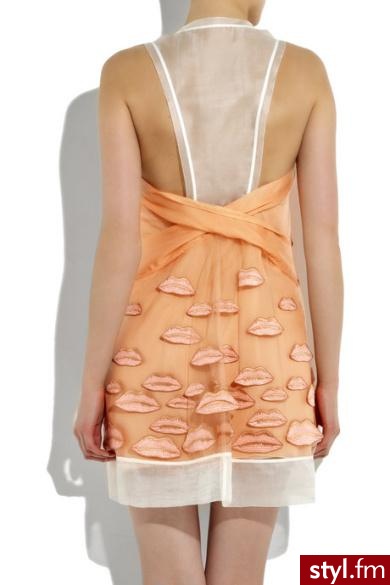 sukienka. 840 euro Philosophy di Alberta Ferretti
Jeżeli już jest proszę o link - Pozostałe Ciuchy Moda
