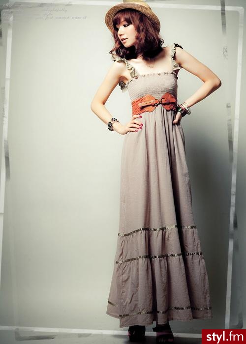 Sukienki Moda