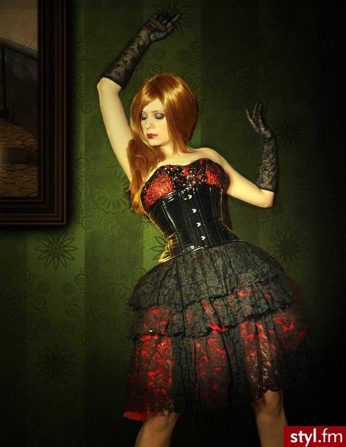 Sukienki Moda