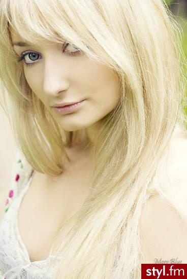 Średnie Fryzury