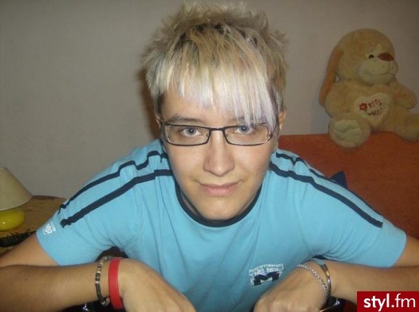 Średnie Fryzury