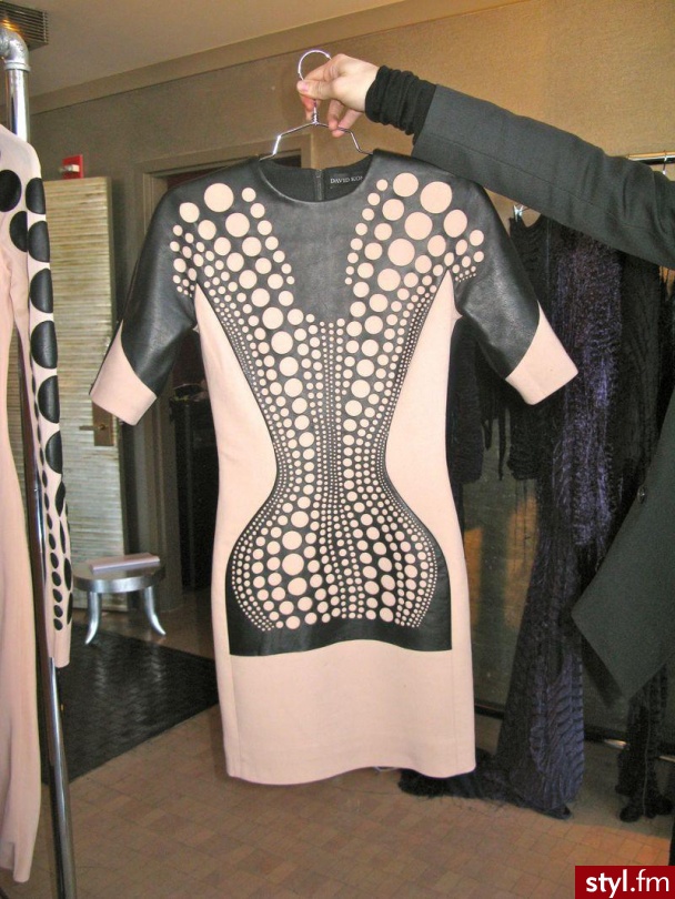 Sukienki Moda