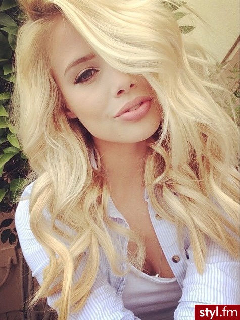 Blond Rozpuszczone Kręcone Na co dzień Długie Fryzury