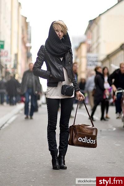 Jeżeli zdjęcie znajduje się już w galerii poproszę o link - Moda uliczna Inne Moda