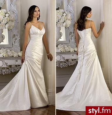 D956 - Suknie ślubne Ślub Moda