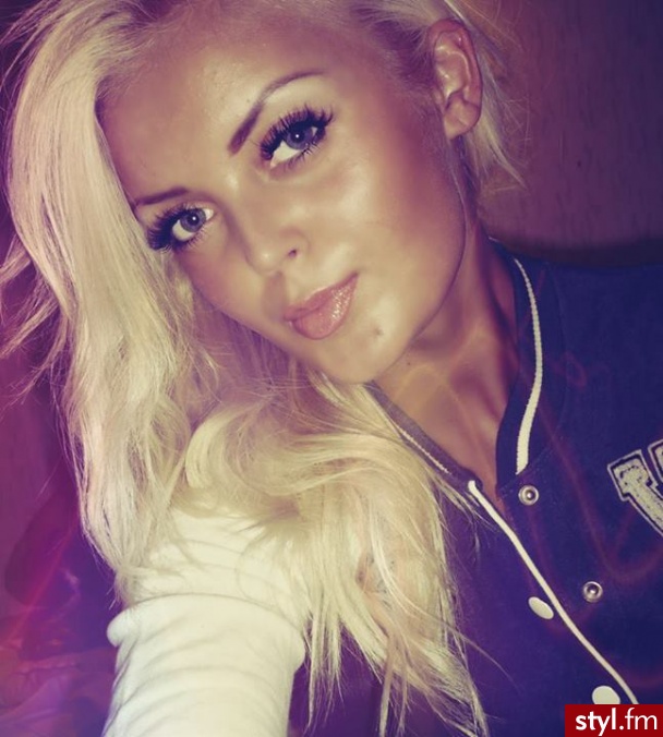 Blond Rozpuszczone Kręcone Na co dzień Długie Fryzury