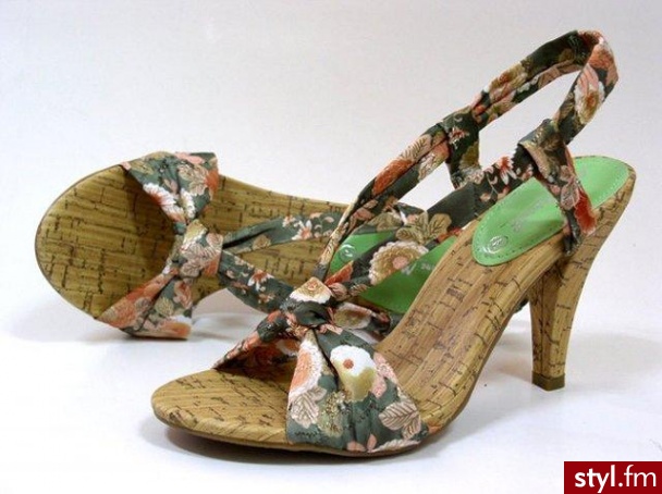 Pozostałe Buty Moda