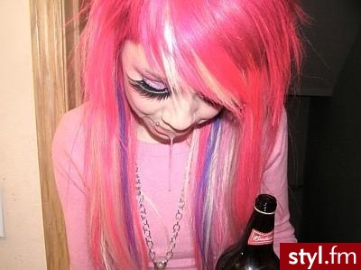 EMO Alternatywne Średnie Fryzury