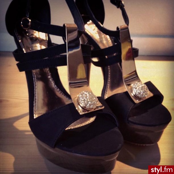 Sandały Buty Moda