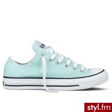 Zdjęcie dodane do bazy zdjęć Stylera - Trampki Buty Moda