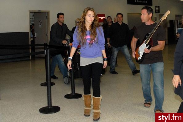 Miley Cyrus - Moda uliczna Inne Moda