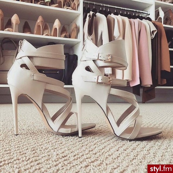 Szpilki Buty Moda
