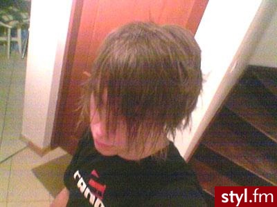 ;p bu ;p - EMO Alternatywne Średnie Fryzury
