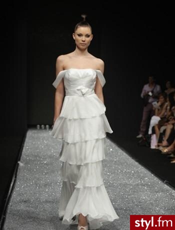 http://www.kleinfeldbridal.com/ - Suknie ślubne Ślub Moda