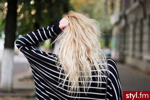Blond Rozpuszczone Proste Na co dzień Średnie Fryzury
