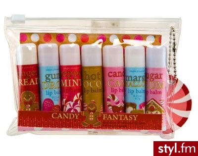 firma Candy Fantasy i 7 cudnych balsamów do ust o cudnych smakach: imbir, guma balonowa, mięta, kakao, laska lukrowa, cukierek i śliwka. W cenie: 5.99$ - Gadżety Inne Moda