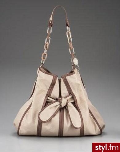 Stella McCartney. Stella McCartney Kupisz w sklepie Neiman Marcus. Sklep dopuszcza możliwość transportu zamówionych przedmiotów do Polski, ale wymaga to uprzedniego omówienia szczegółów w rozmowie telefonicznej. Cena: $1 195 - Pozostałe Torebki Moda