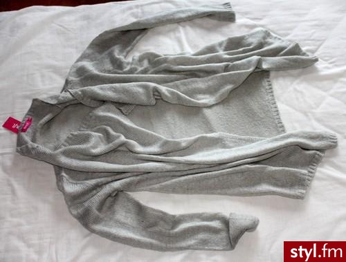sweterek ? - Pozostałe Ciuchy Moda