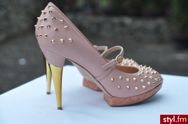 Szpilki Buty Moda