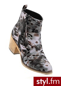 Bonprix Botki czarno-szary z nadrukiem 926834_22128 - Botki Buty Moda