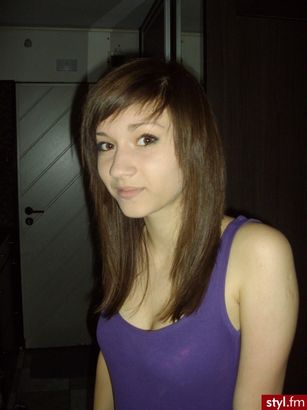 Moje Stefaniątko :** - Średnie Fryzury