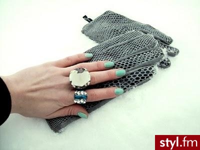Jeżeli zdjęcie znajduje się już w galerii poproszę o link - Pozostałe Dodatki Moda